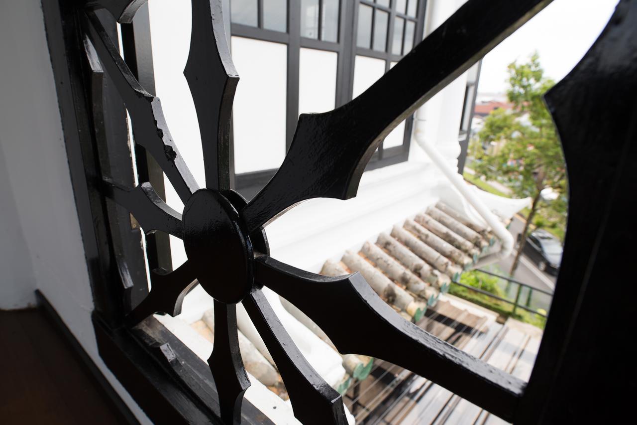 The Marian Boutique Lodging House Kuching Exterior photo