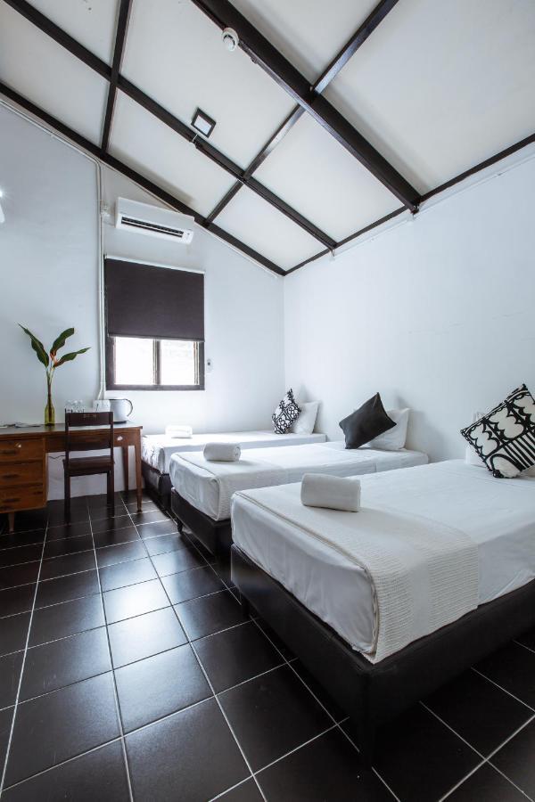 The Marian Boutique Lodging House Kuching Exterior photo